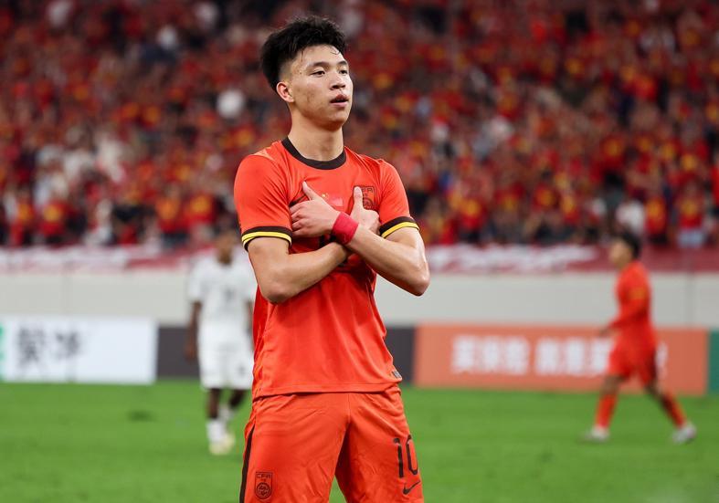 王玉栋+核桃留洋趁早！重庆队长恐无缘亚洲杯 刘诚宇魏祥鑫做准备